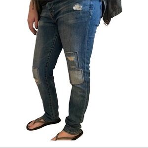 Aeropostale dark wash skinny jeans with patchwork design